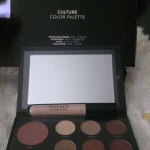 RealHer Culture Eyeshadow Palette with Primer